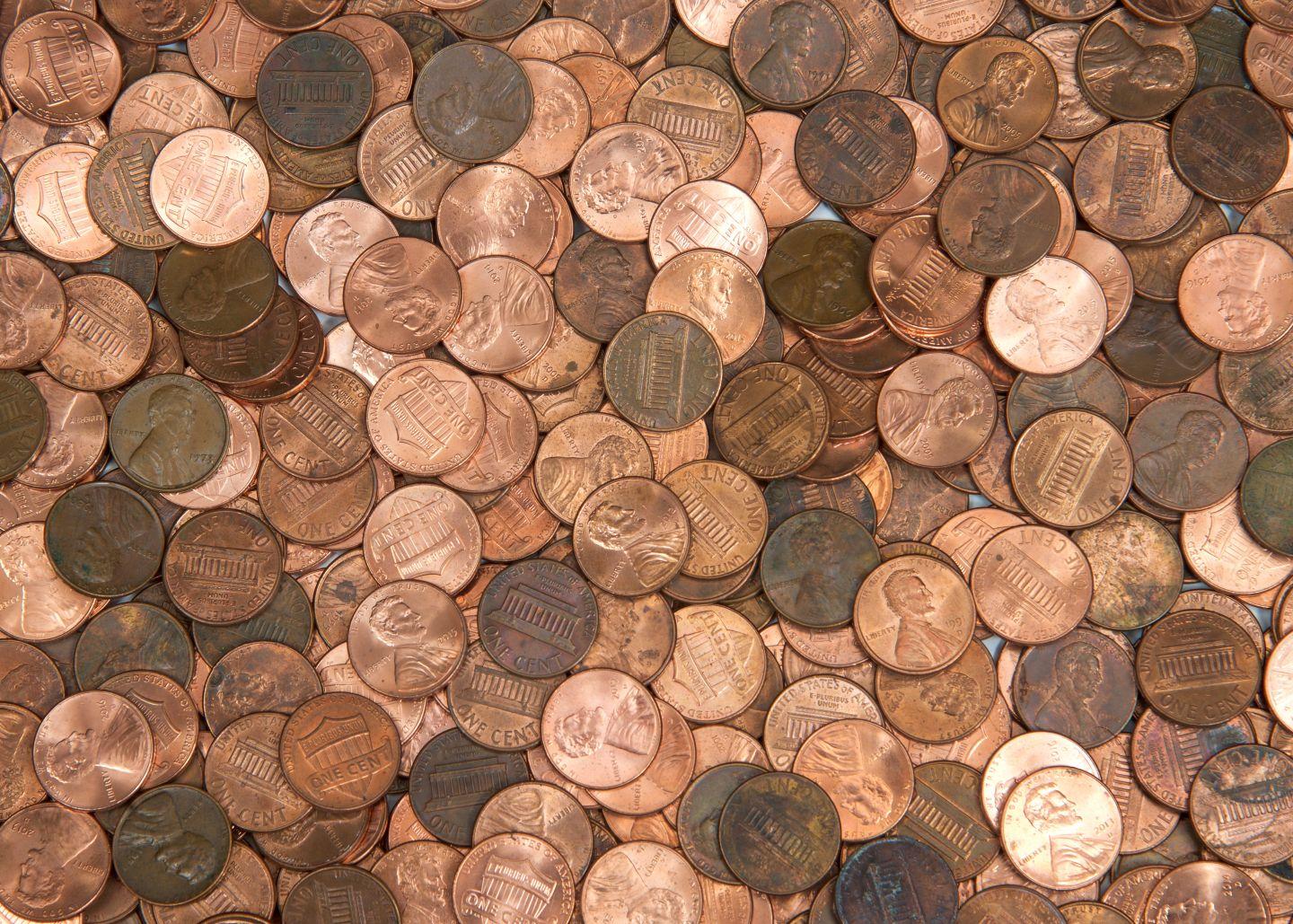 U.S. penny shortage has retailers scrambling to adapt cash transaction policies 